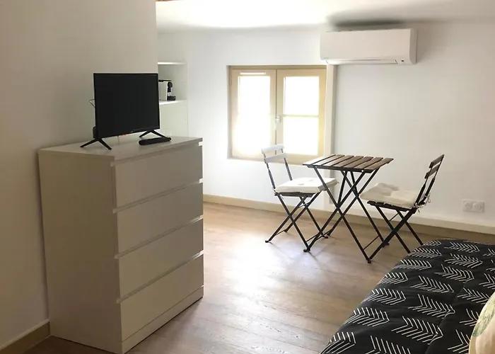 Logement Neuf, Tout Confort, Au Coeur Du Village