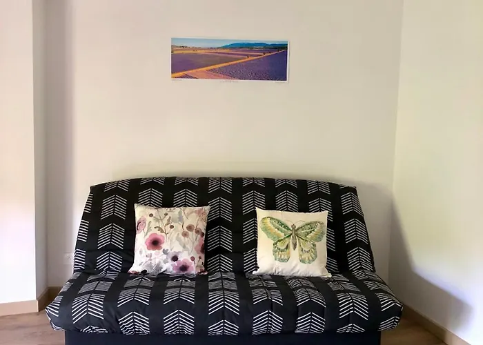 Logement Neuf, Tout Confort, Au Coeur Du Village
