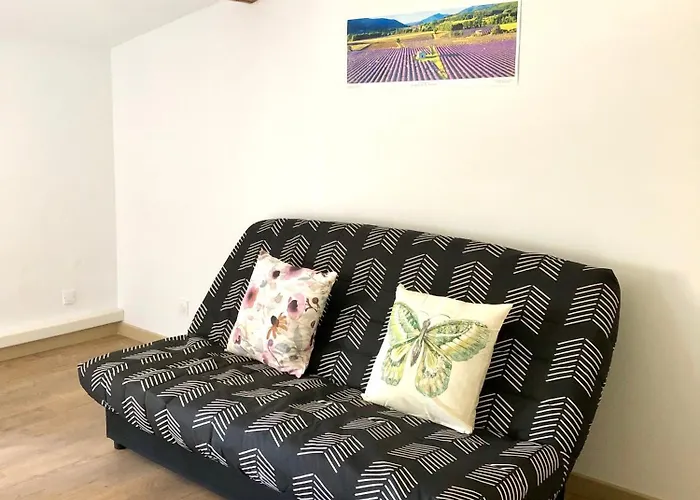 Logement Neuf, Tout Confort, Au Coeur Du Village