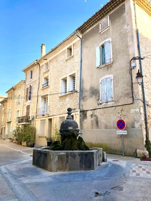 Apartment Neuf, Confort, Au Coeur Du Village Saint Didier (Vaucluse)