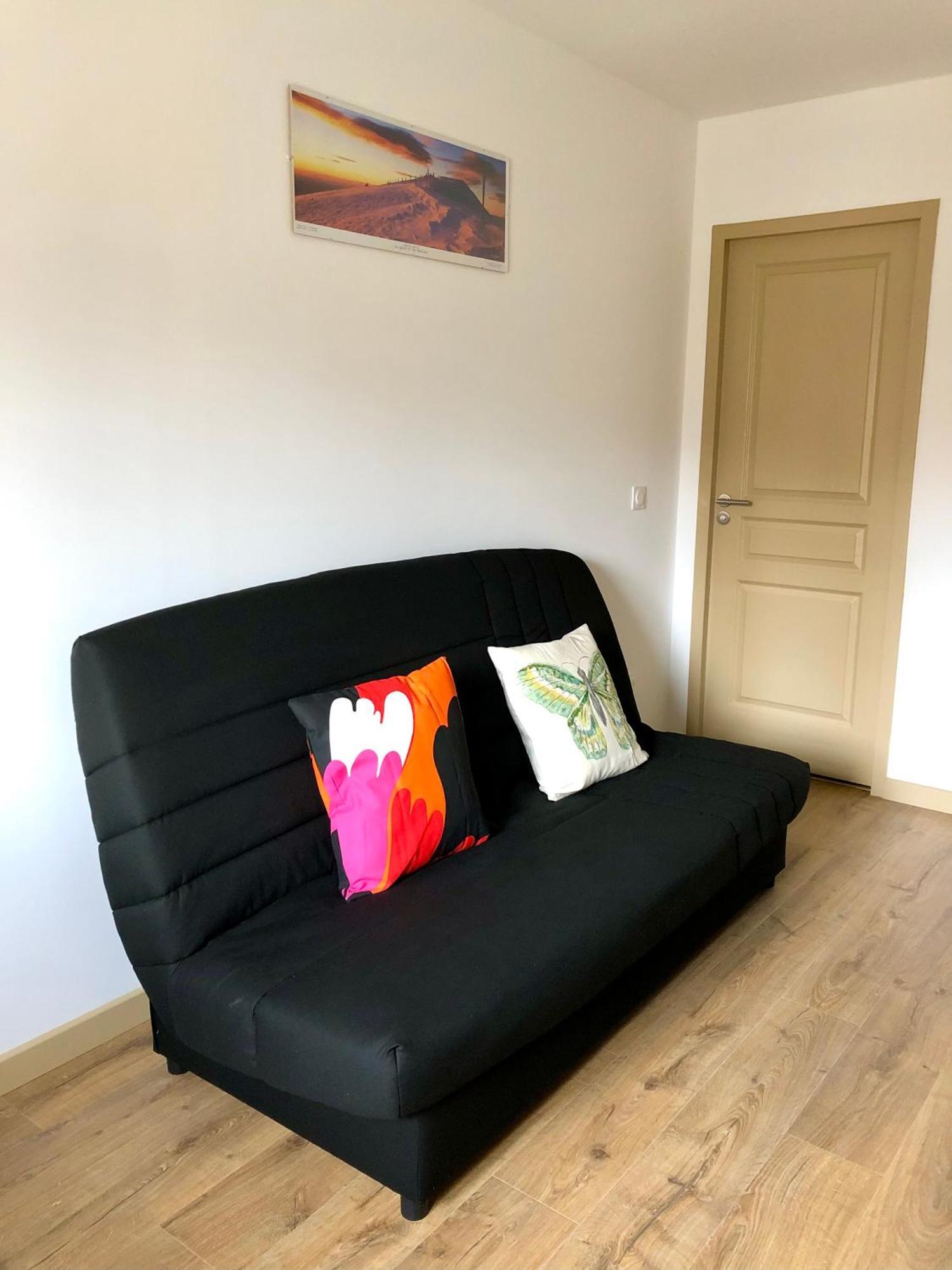 Apartment Neuf, Confort, Au Coeur Du Village Saint Didier (Vaucluse)
