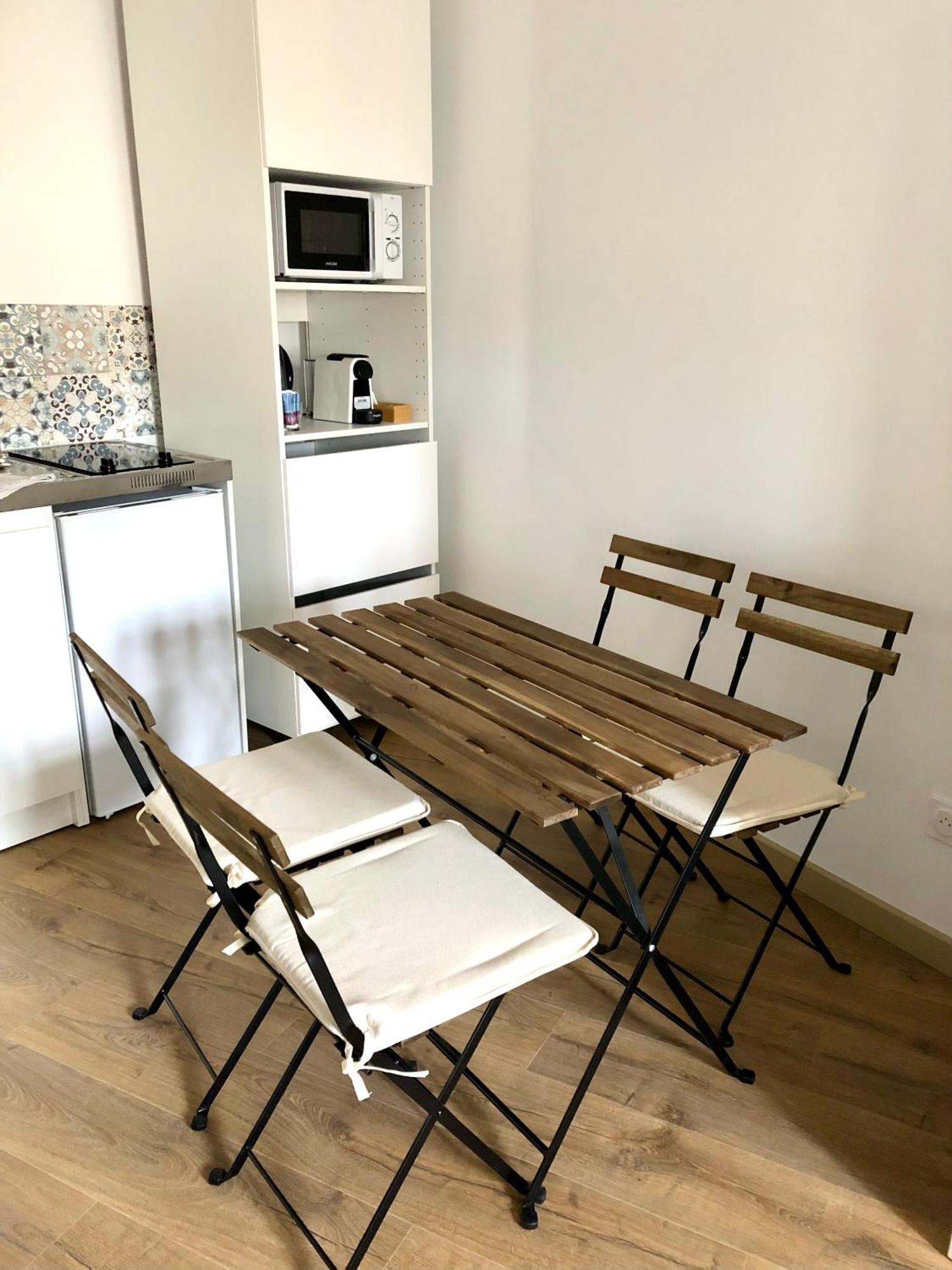 Apartment Neuf, Confort, Au Coeur Du Village *